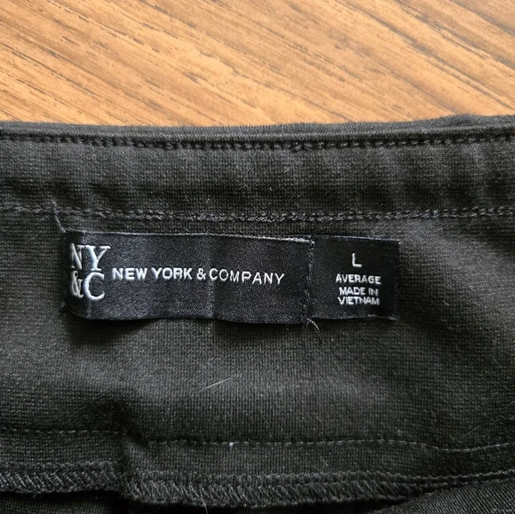 New York & Company Classic Black Leggings - Picture 3 of 3